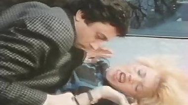 Marilyn Jess in Bourgeoises Mais Perverses
