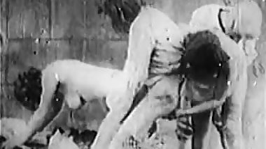 Antique Porn 1920s - Bastille Day - Hairy French Girls