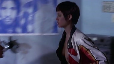 Angelina Jolie - Hackers (Topless)