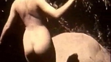 Unknown Woman012