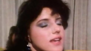 Christy Canyon, Bunny Bleu, Blondi in classic xxx clip