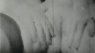 Lady Has Threesome with Therapist (1940s Vintage)