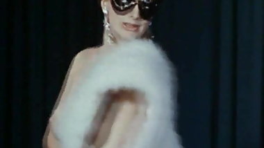 Furry Bumblebee Dance