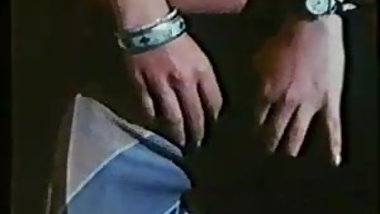 Vieni (1983)