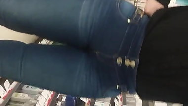amazing ass and hips and cameltoe