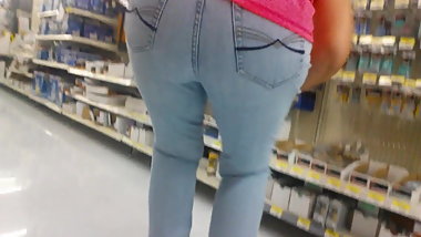 Big booty GILF