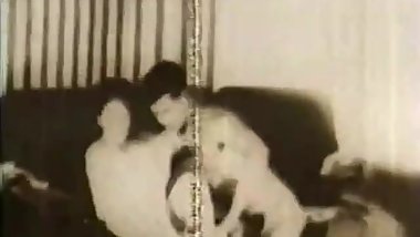 Horny Slut has Sex with her Friend (1950s Vintage)