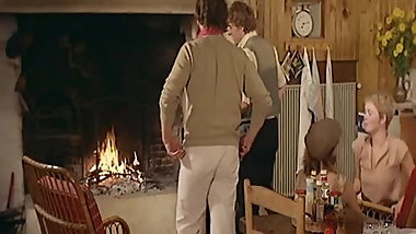 Weekend Tail (1979)