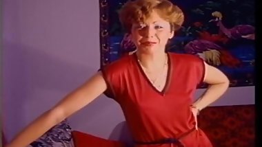 SB2 Horny Milf Fucks Younger Cock !