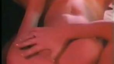 Tomasz Knapik czyta pornola na VHS kasecie