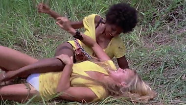 Pam Grier, Margaret Markov, Alona Alegre  - 'Black M, Whte M