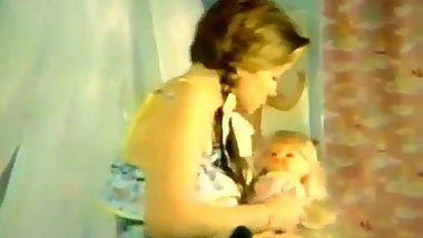 Bir tanem - Arzu Okay 1977 Turkish softcore vintage comedy