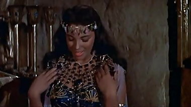 Joan Collins. Valerie Camille - Land of the Pharaohs