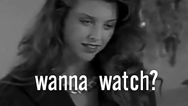 Julia Parton just wants to have fun! Vintage