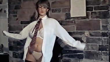 LOVE REMOVAL MACHINE - vintage British big tits striptease