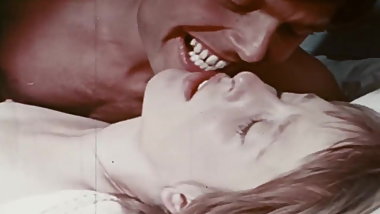 Blue Balloon 1973 (HD)