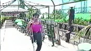 RAK Amputee Evelinda - vintage video