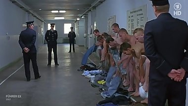 Male nudity in mainstream movies