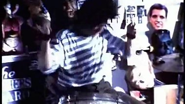 Grunge On Grunge Action