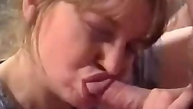 beautiful woman sucks with no dentures gumjob