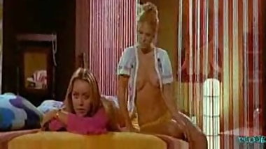 Vintage Pornstar Cicciolina in La Liceale 01