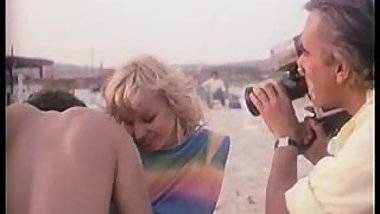 Retro Beach Facial
