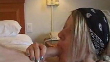 Hot Mom Young Suck Cock