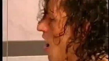 The Khalif In The Bathtub...F70