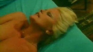 Karin Schubert