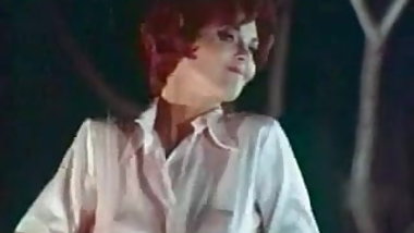 MILF shows neighborhood she's got the goods (vintage)