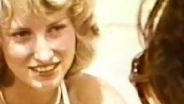 Natural Beauty on The Beach Vintage Loop