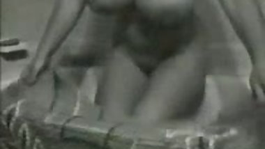 Virginia Bell getting in the tub!