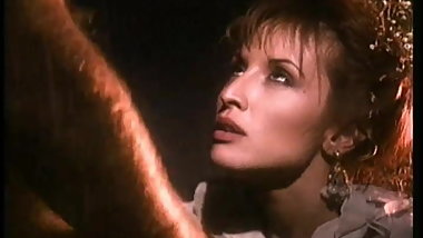 It's raining, men )dWh(